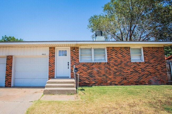 Primary Photo - 4402 29th St