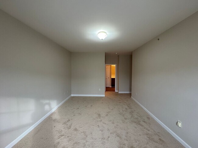 Building Photo - 3BR/2BA Condo in Popular Copper Ridge