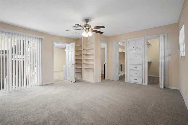 Building Photo - 4111 Law St