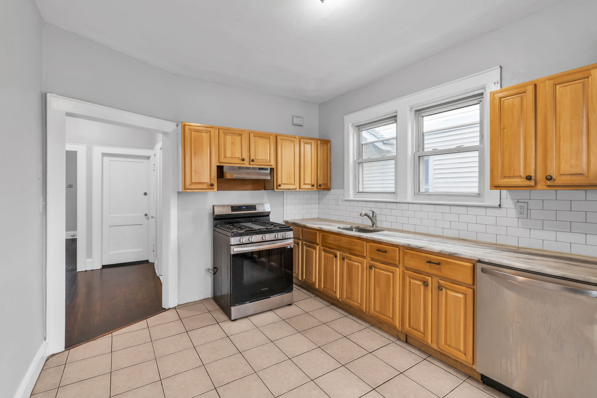 Building Photo - 181 Jacoby Street