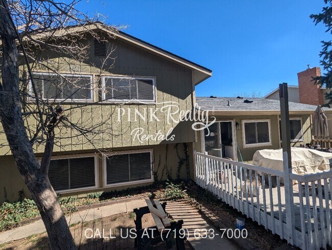 Building Photo - 3230 Breckenridge Dr W