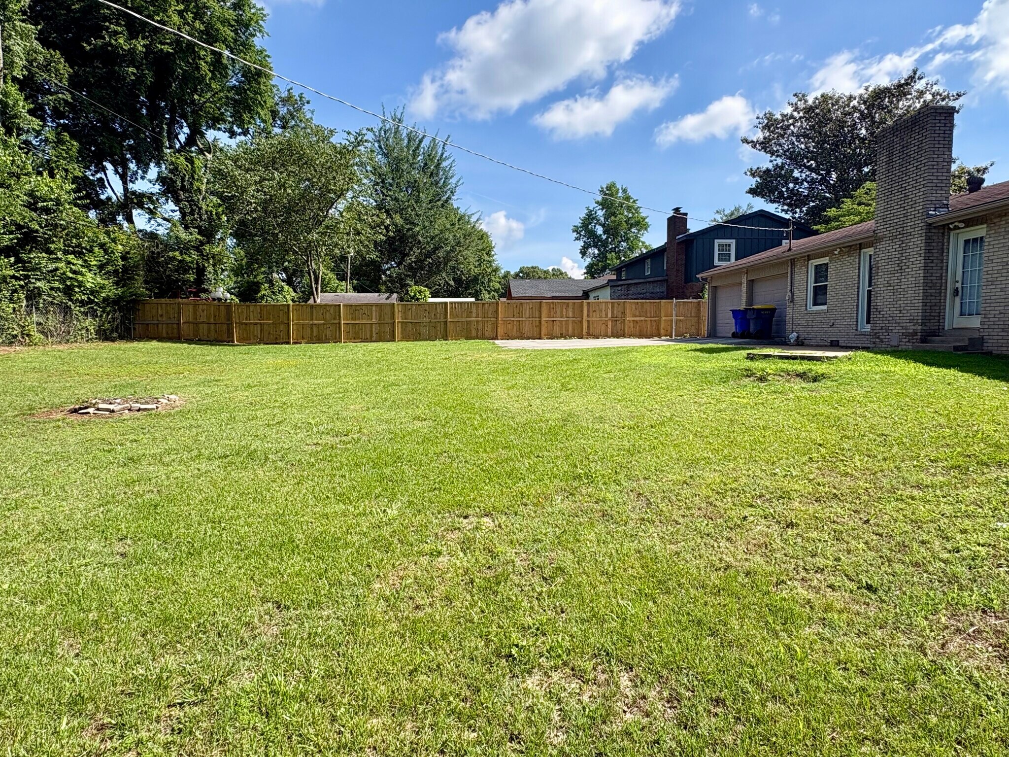 Building Photo - 2605 Yuma Dr