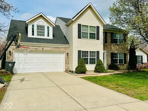 Building Photo - 6932 Thousand Oaks Ln