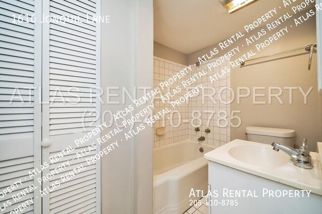 Building Photo - 1616 Jonquil Ln