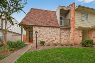 Building Photo - 4404 Basswood Ln