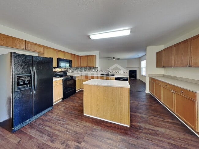 Building Photo - 14718 Watertrace Dr