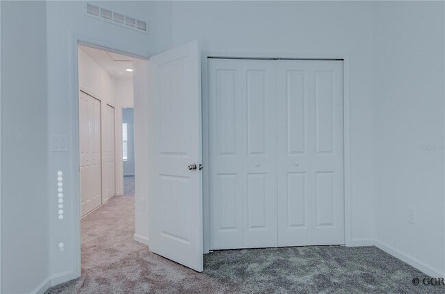 Building Photo - 3149 Laurent Lp