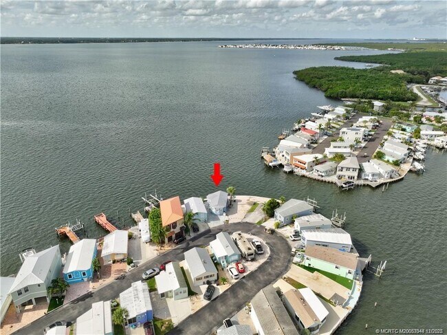 Building Photo - 10701 S Ocean Dr