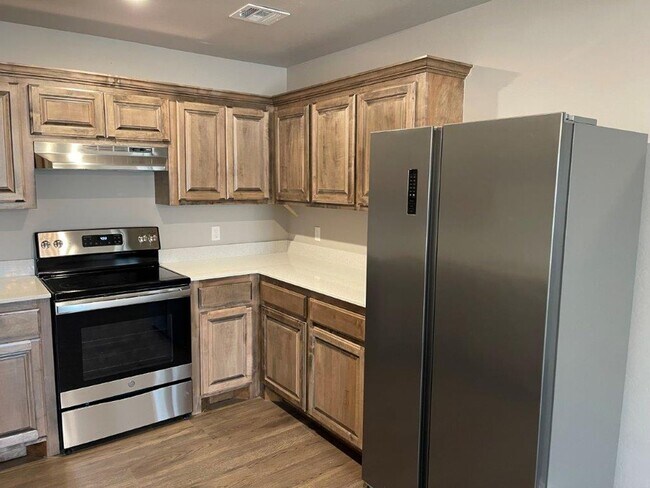 Building Photo - 500 off your move in before June 1st !  55...