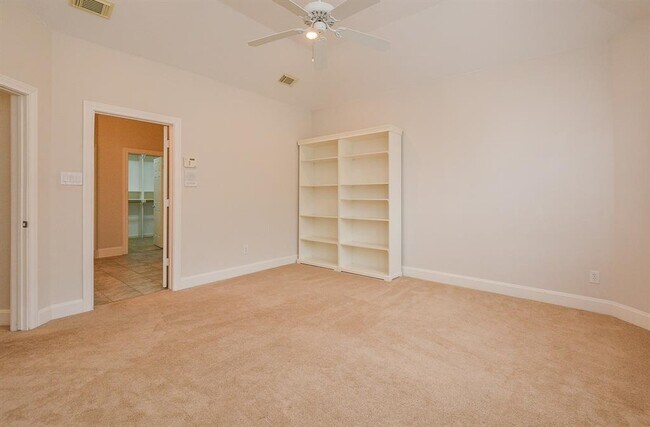 Building Photo - 2422 Dorrington St