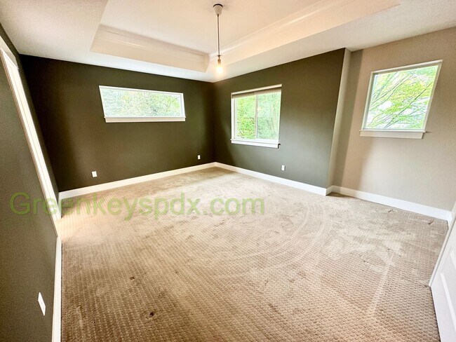 Building Photo - Beautiful Newer Built House in NE Portland