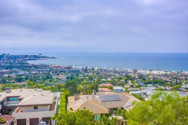 Building Photo - Modern Ocean View Home in La Jolla 4 Bed, 3 Bath