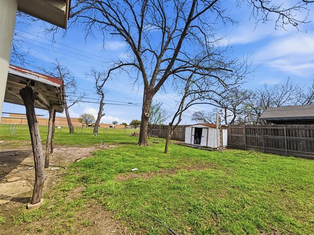 Building Photo - 617 Rosewood Hills Dr