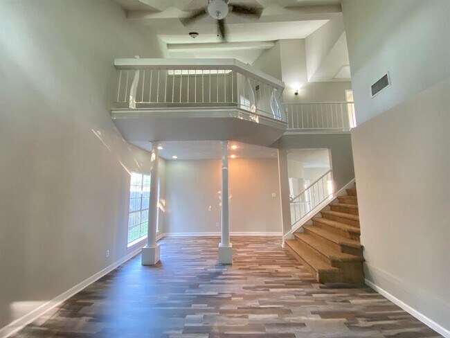 Building Photo - 4315 Palmer Plantation Dr