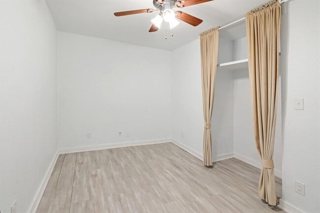 Building Photo - 9534 Quail Village Ln