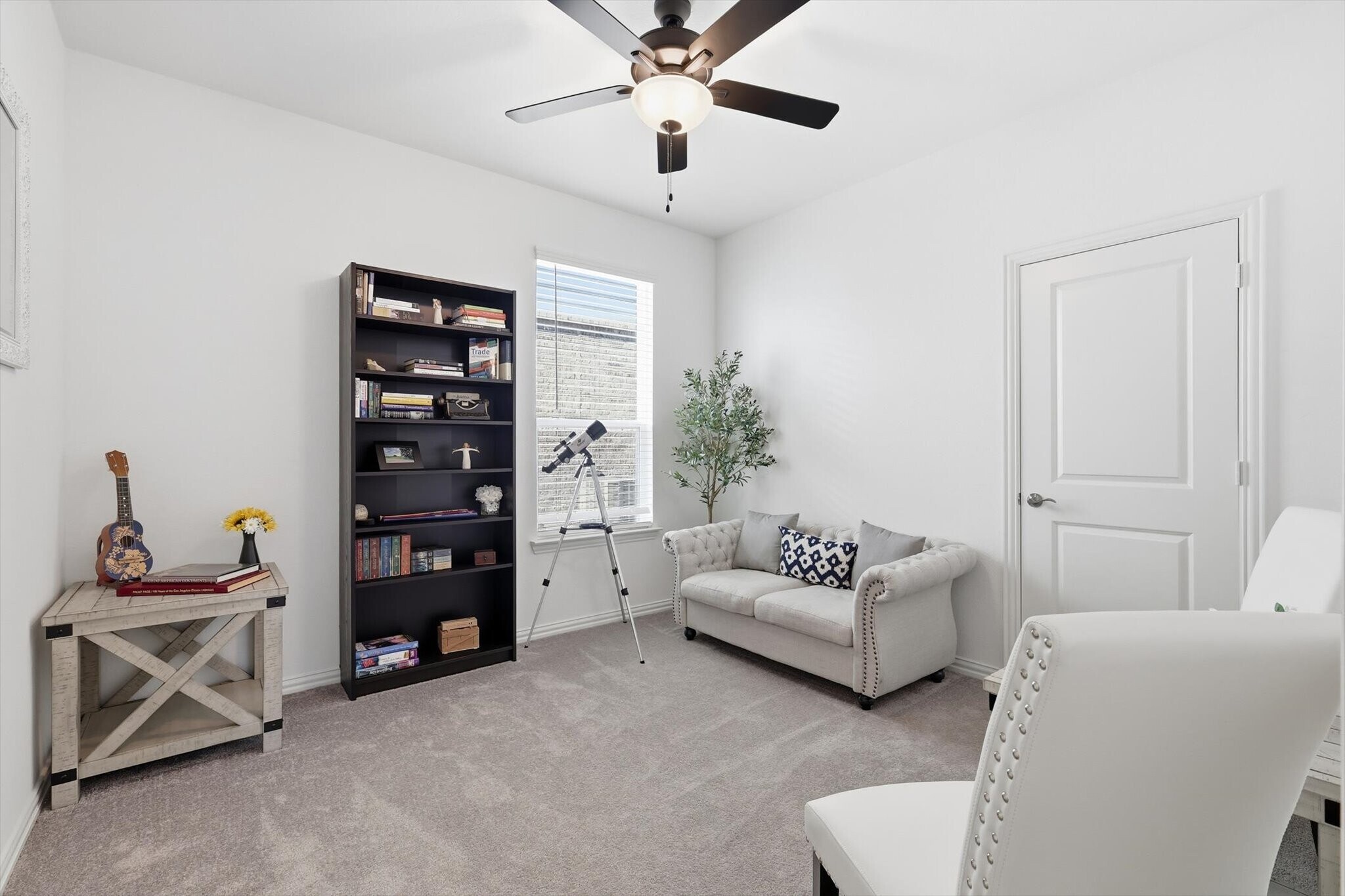 Building Photo - 1008 Elijah Dr