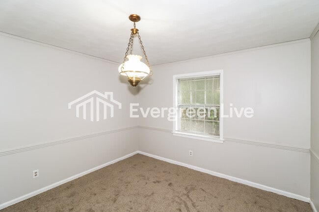 Building Photo - 5013 Knight Arnold Rd