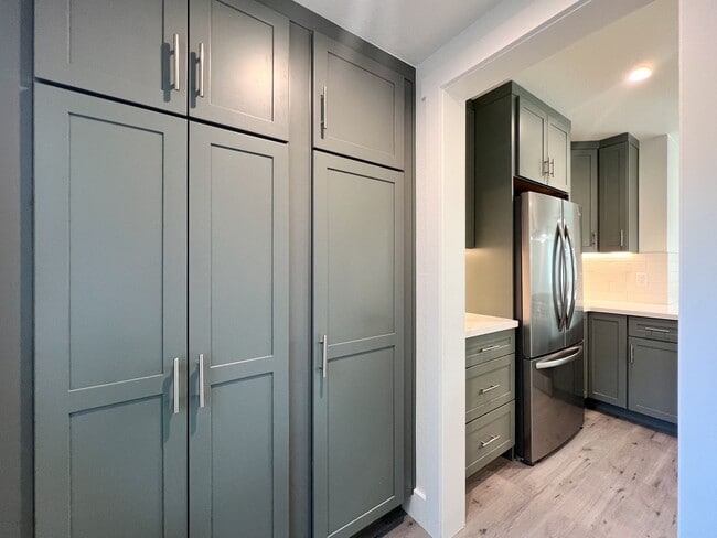 Building Photo - Yajome, 2100-2118*