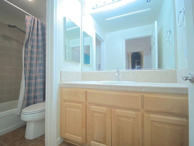 Building Photo - Dublin Ranch Village 2 bd / 2.5 bath