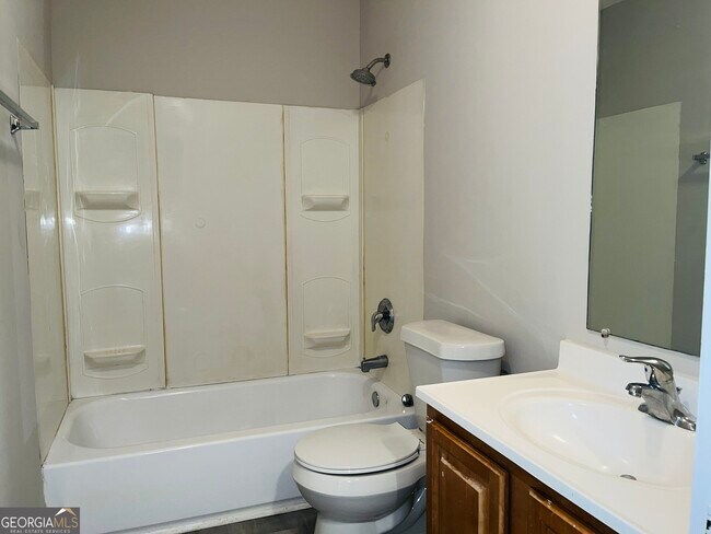 Building Photo - 605 Wilburn Ave