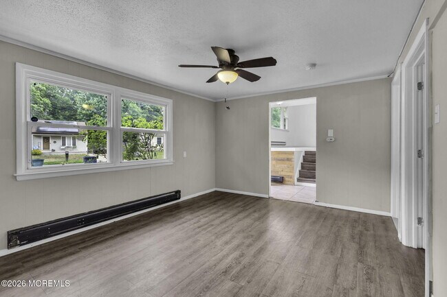 Building Photo - 102 Buckhorn Lake Ct