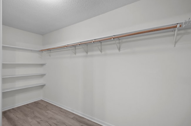 Building Photo - 205 Woodside Dr