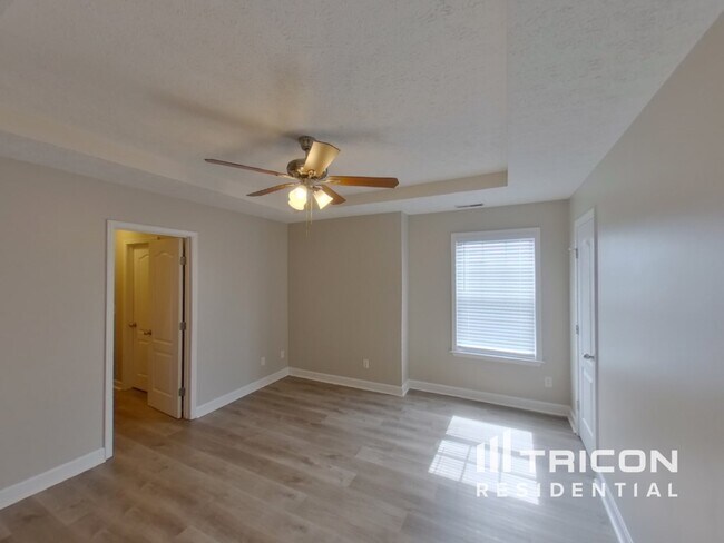 Building Photo - 1436 Beaconcrest Cir