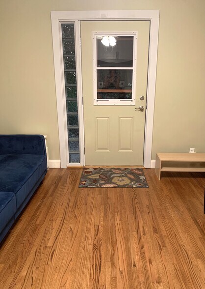 Entry door to outside - 2004 S Meyler St