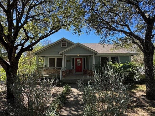 Building Photo - 5733 Hartson