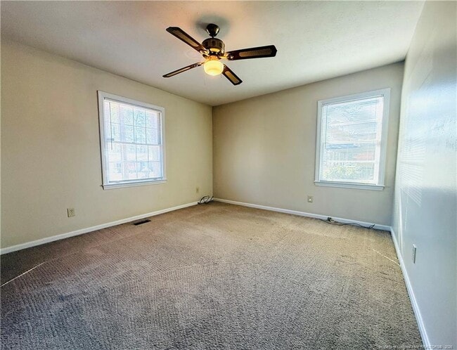 Building Photo - 257 Fawn Rd