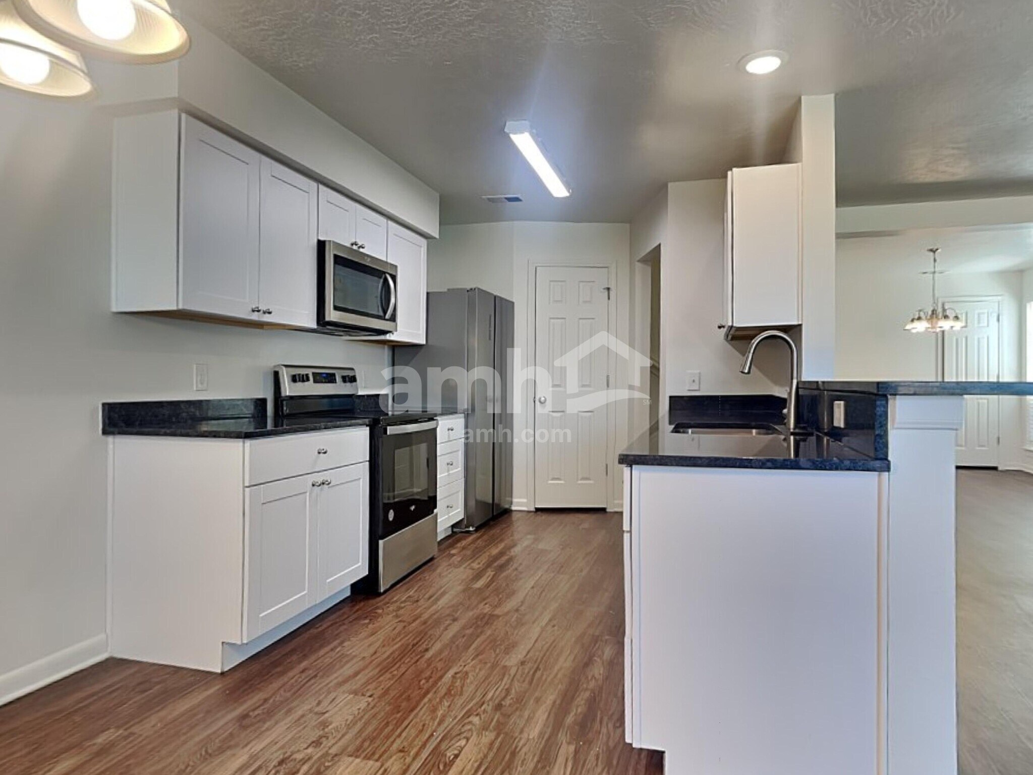 Building Photo - 6550 Garden Trail Ct