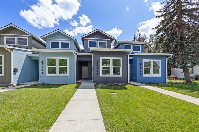 Building Photo - 2228 E 4th Ave