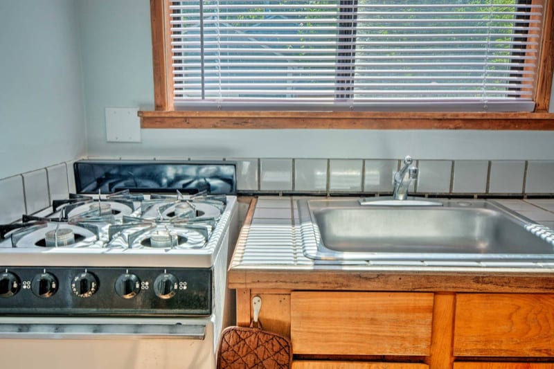 Building Photo - 673 Siskiyou Blvd