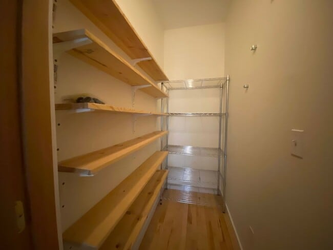 Building Photo - 3 Bedroom Home for Rent - HR Heights