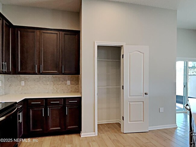 Building Photo - 12601 Itani Ct