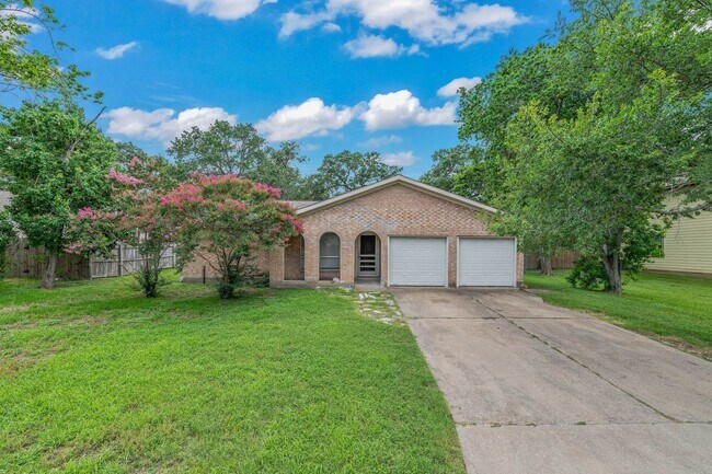 Building Photo - August 2026 Pre-Lease - 1 Mile to TAMU!