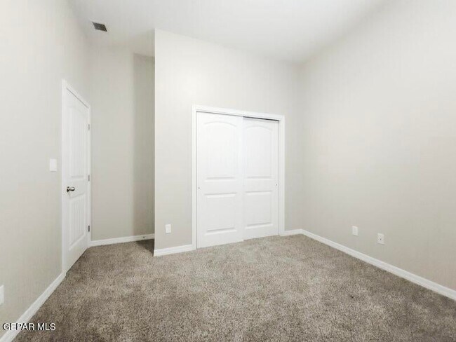 Building Photo - 11365 Hidalgo Dr