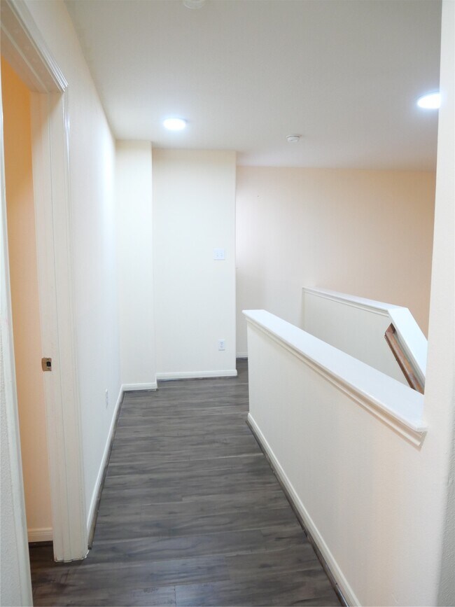 Building Photo - 14915 Aberdeen Meadow Lane