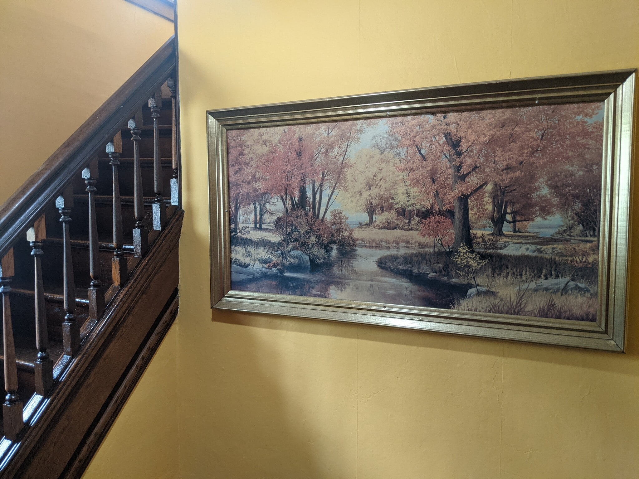 Hallway Entrance - 732 W Shiawassee St