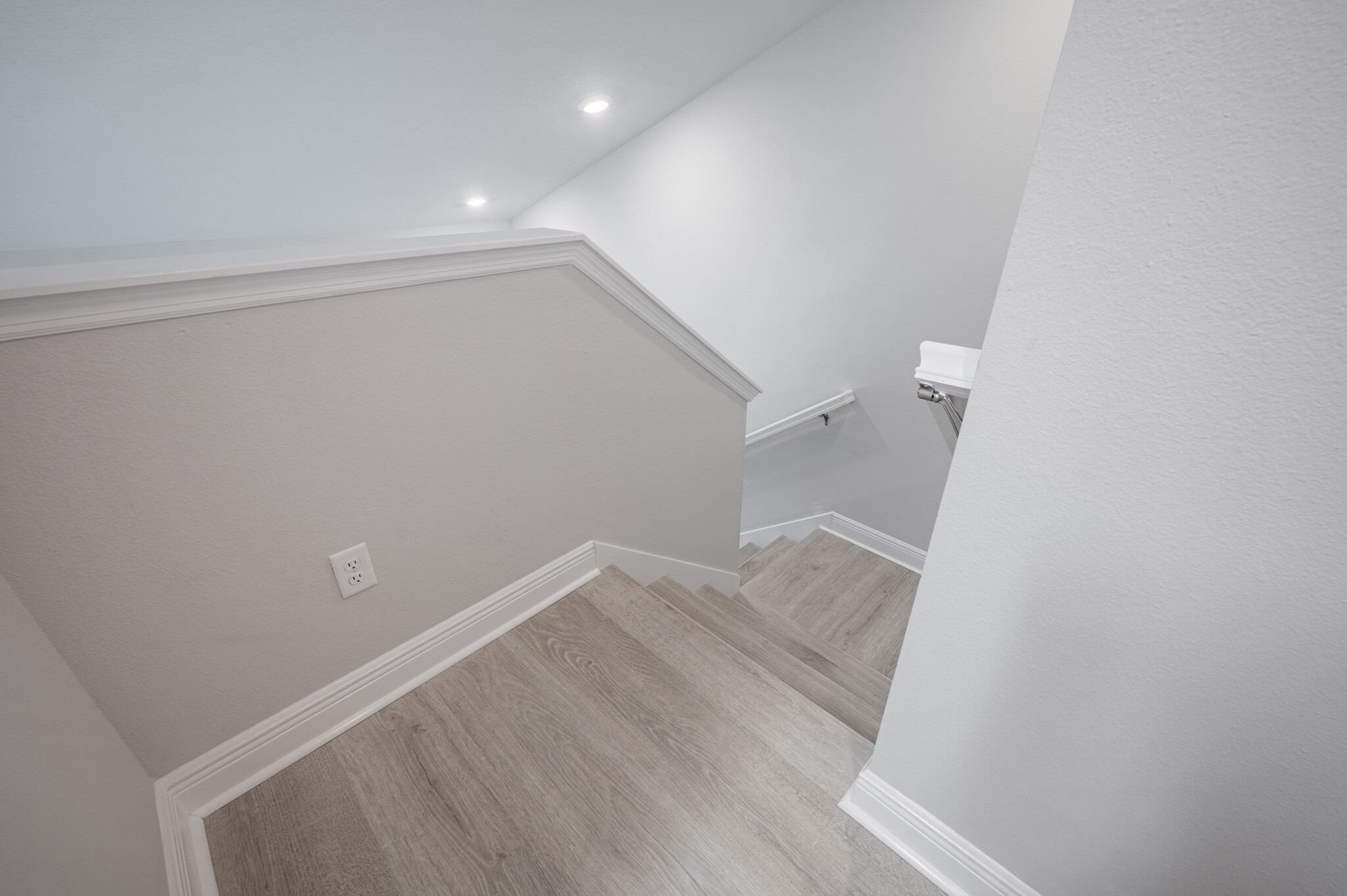 Building Photo - 2400 Ezzell Ct