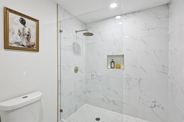 Building Photo - 3018 Gayle Dr