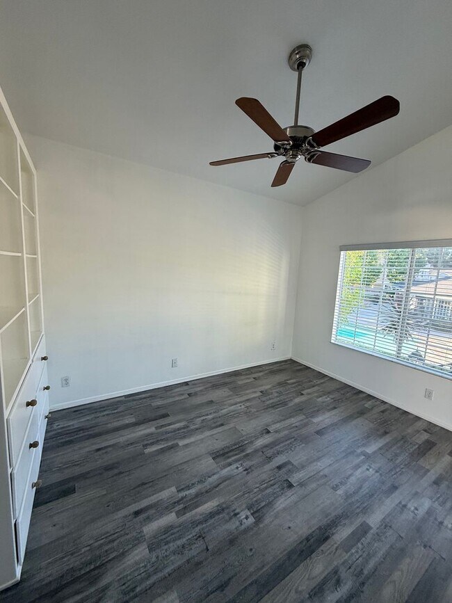 Building Photo - **Charming 1bed 1bath Condo located in the...