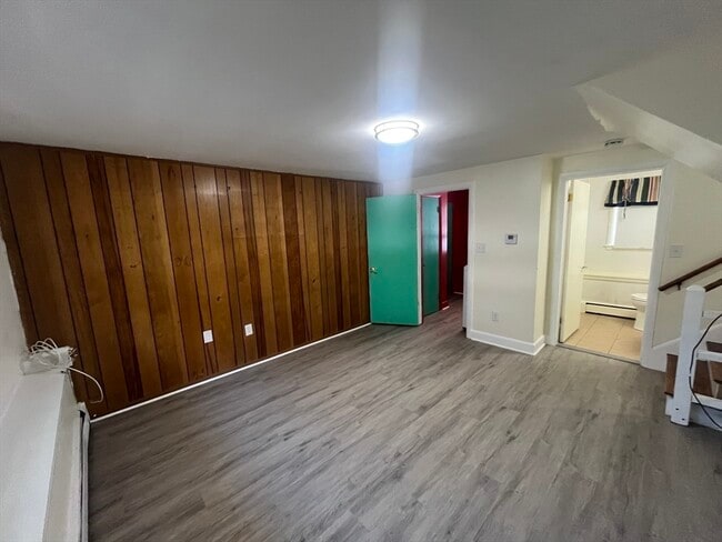 Building Photo - 150 Pond St