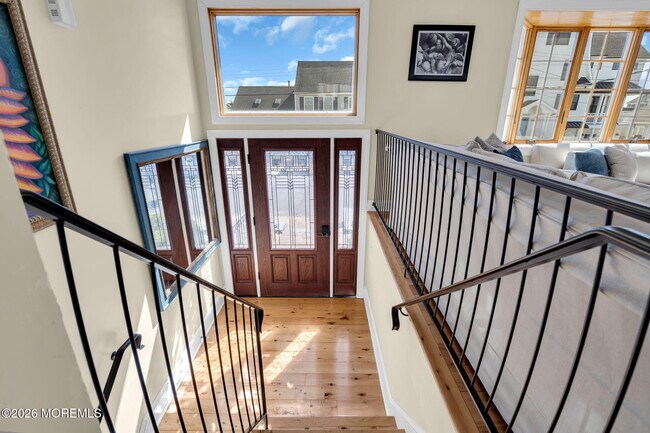 Building Photo - 326 Cutter Ln