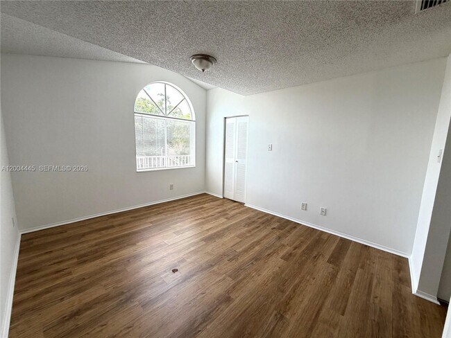 Building Photo - 15771 SW 104th Terrace