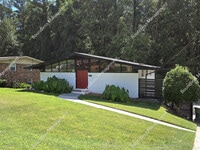 Building Photo - 2493 Sunridge Ave SE