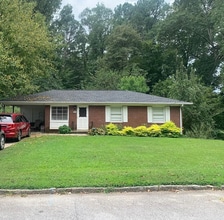 Building Photo - 1016 Greenbriar Cir