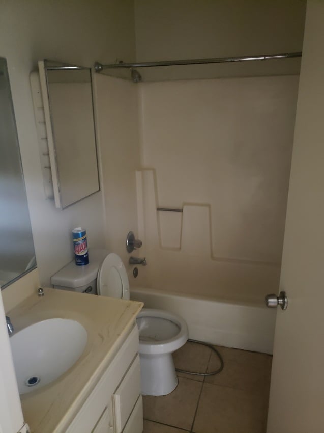 Bathroom - 10220 Tujunga Canyon Blvd
