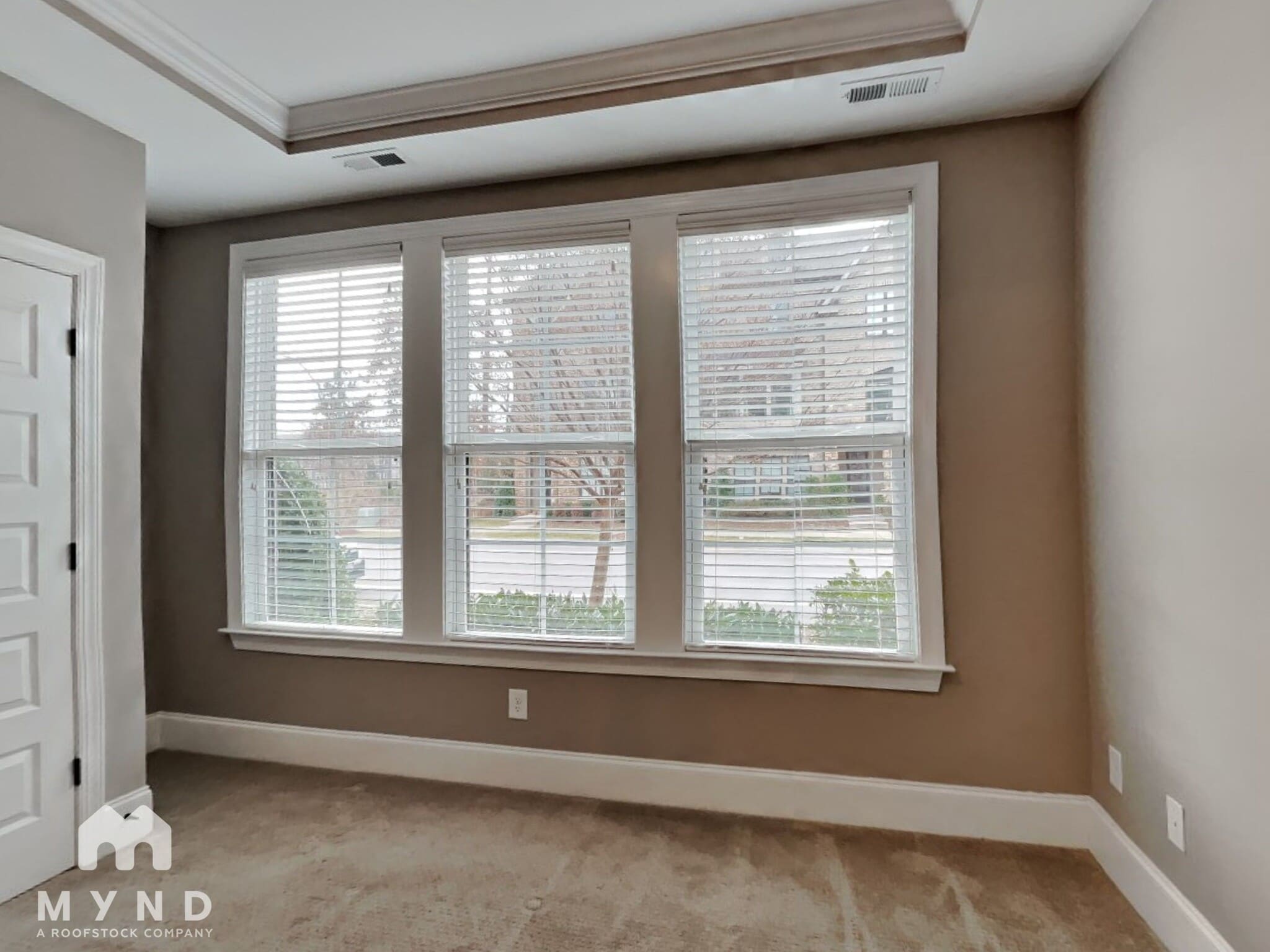 Building Photo - 1607 Bowery Dr