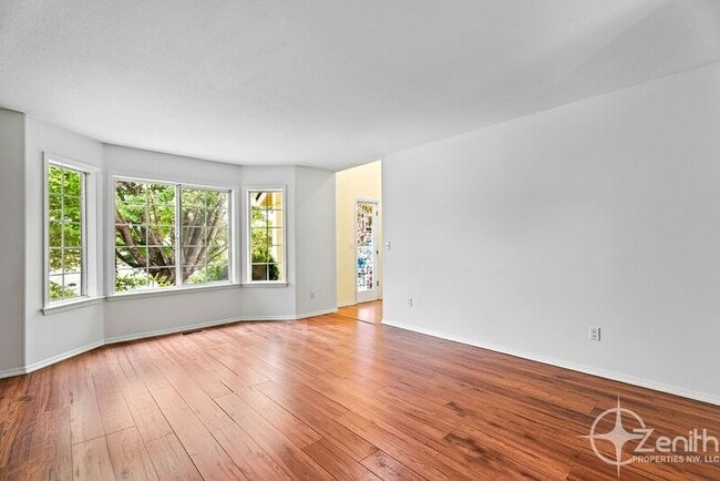 Building Photo - 9415 NW 28th Ct